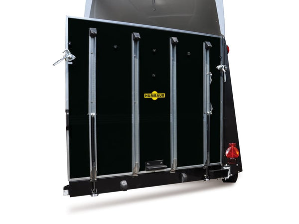 Porte arrière pivotante et orientable