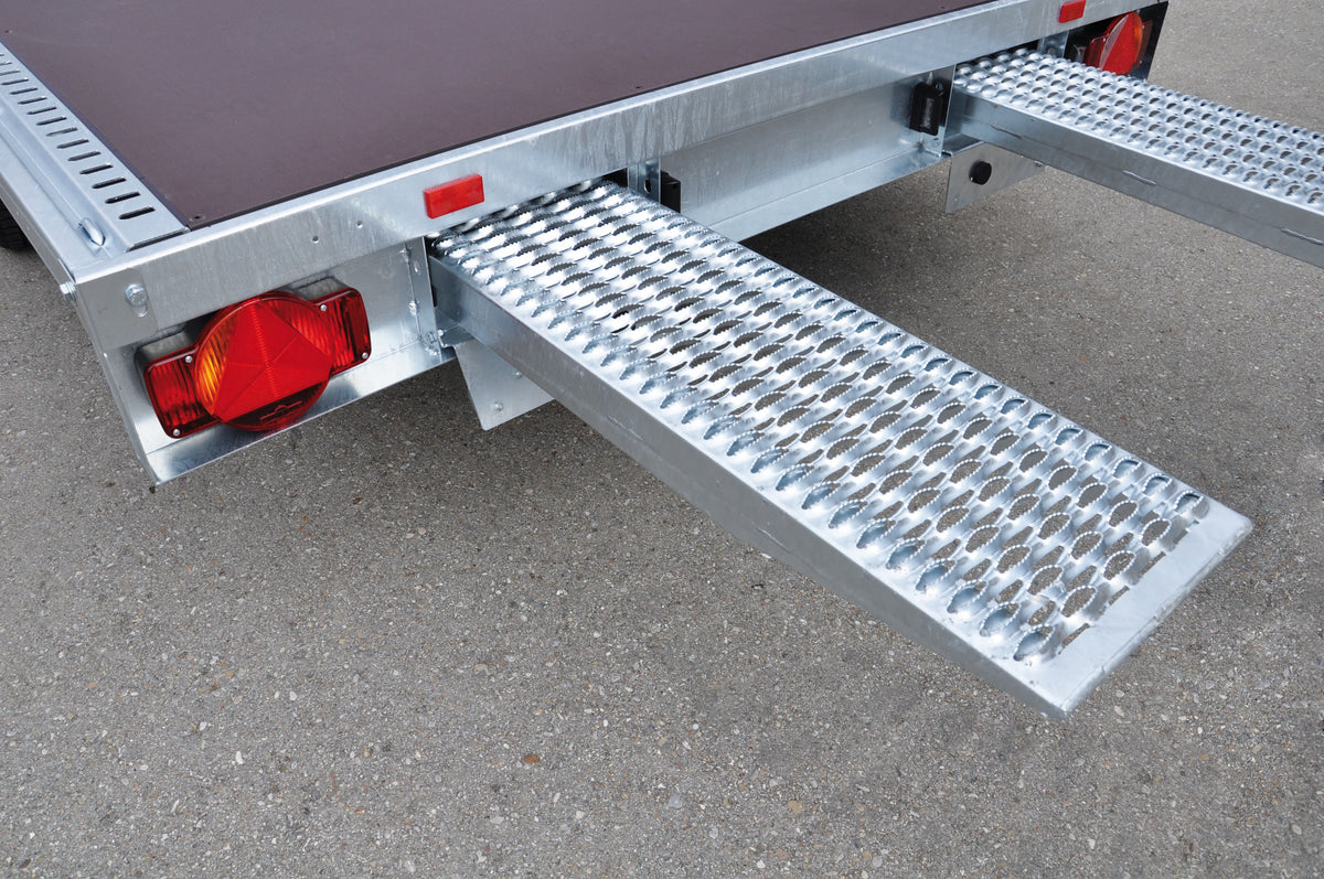 UNIVERSAL 3500 HOLZBODEN